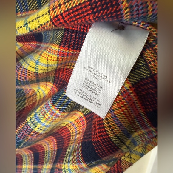 TNA (Aritzia) Plaid Flannel Shirt XS (Oversized) 🍁 - Picture 4 of 4
